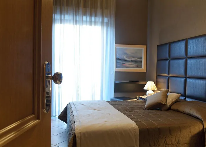 Delizia فندق ميلانو ماريتيما